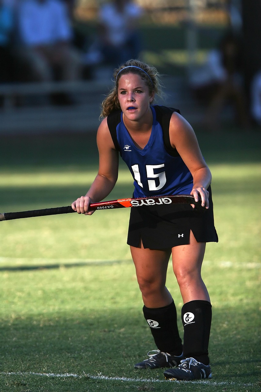 field hockey, player, nature, game, sport, stick, athlete, athletic, competition, hockey player, action, field, girl, female, grass, legs